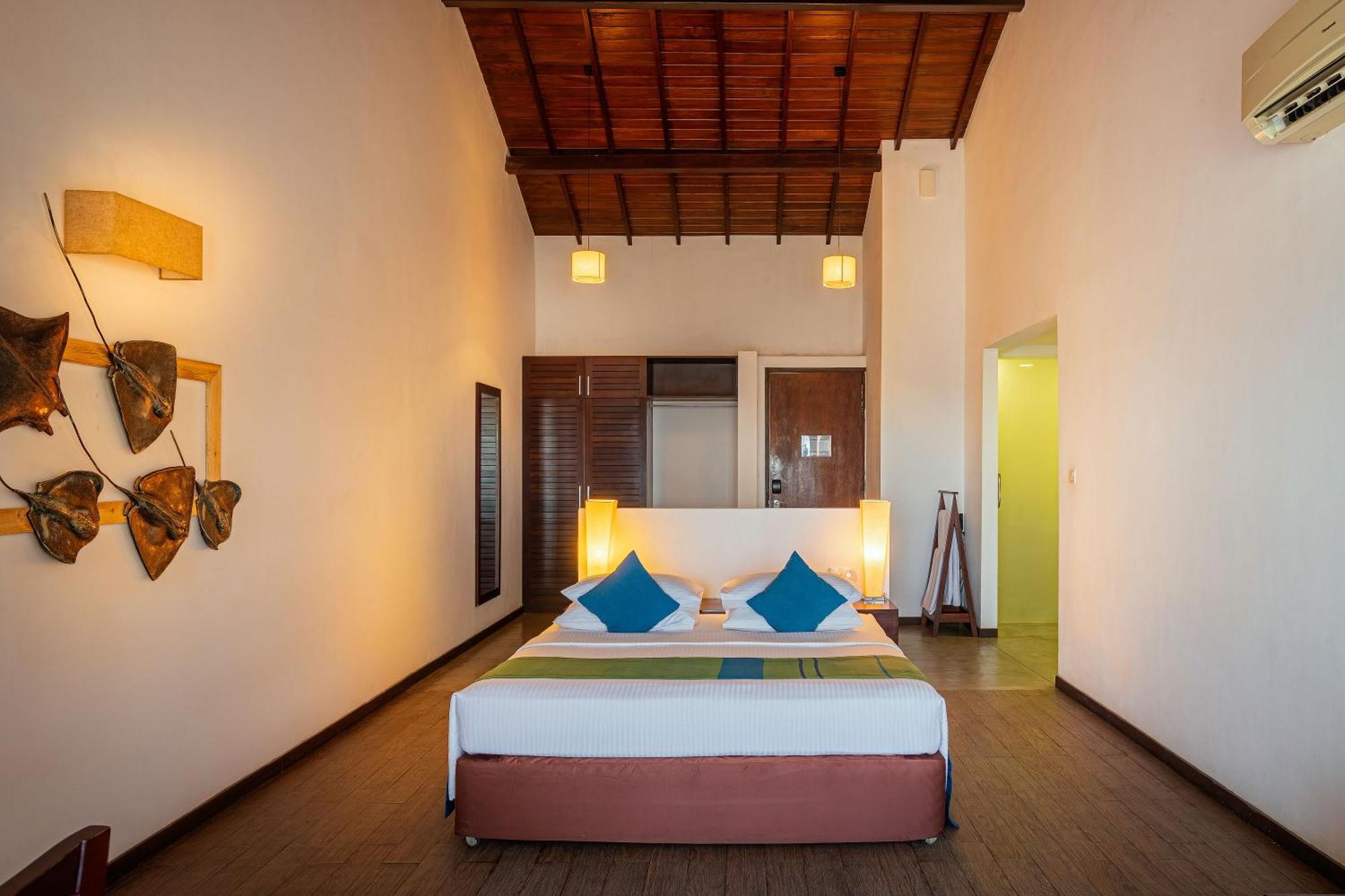 The Calm Resort & Spa Passikudah Rum bild